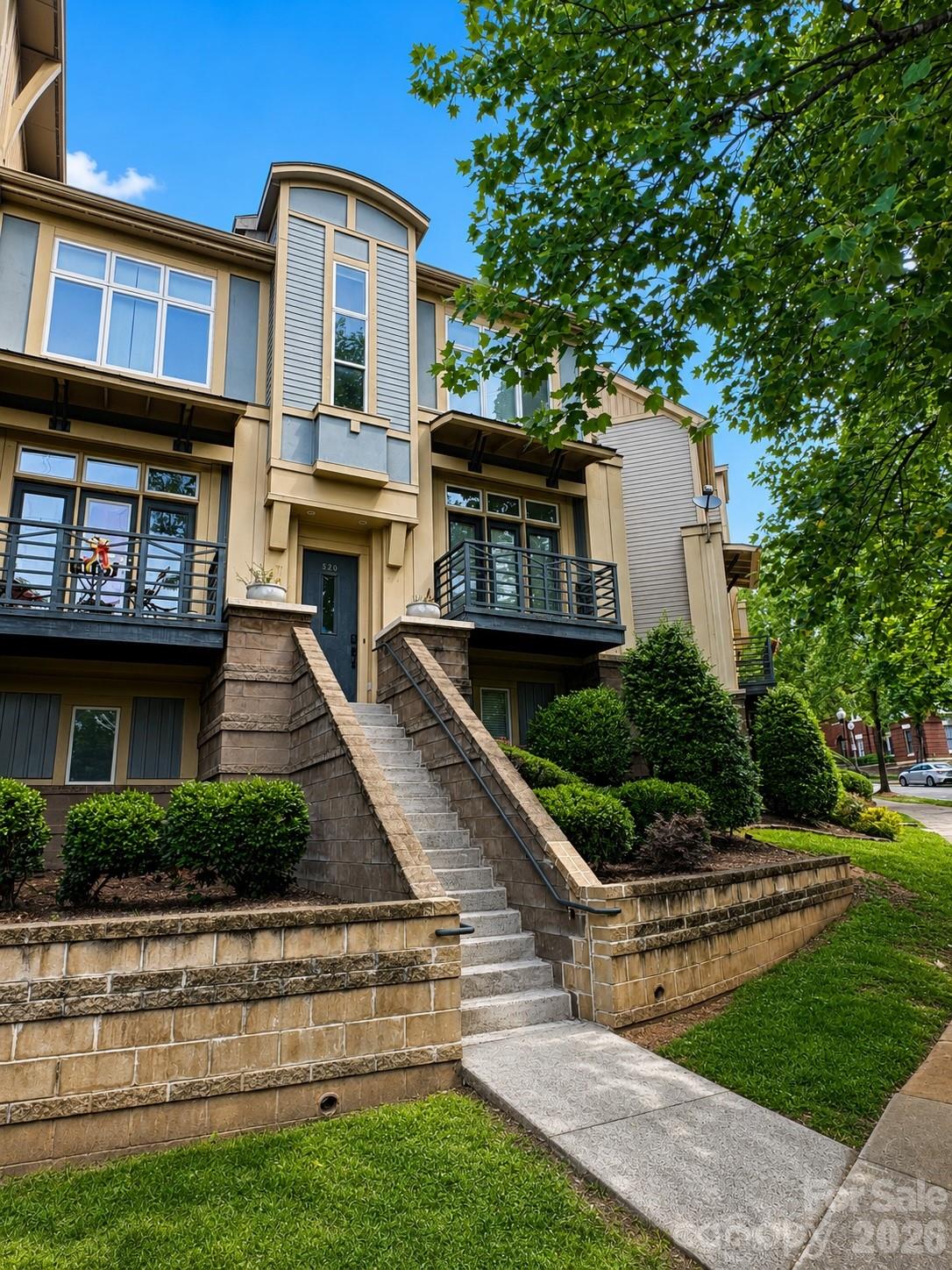 820 Garden District, Charlotte, NC — property listing photo 1