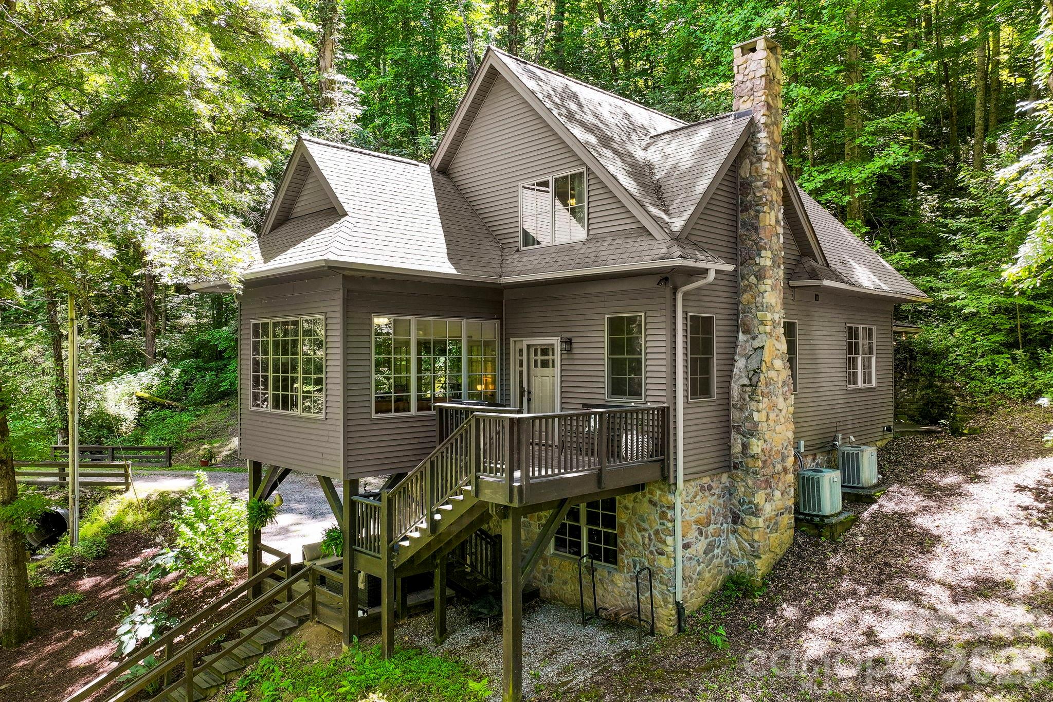 576 Mattie Marion Road, Waynesville, NC. property listing photo