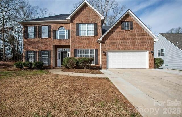 815 Knightsbridge, Fort Mill, SC - 4 beds, 3 baths, 2,638 sqft - $489,900