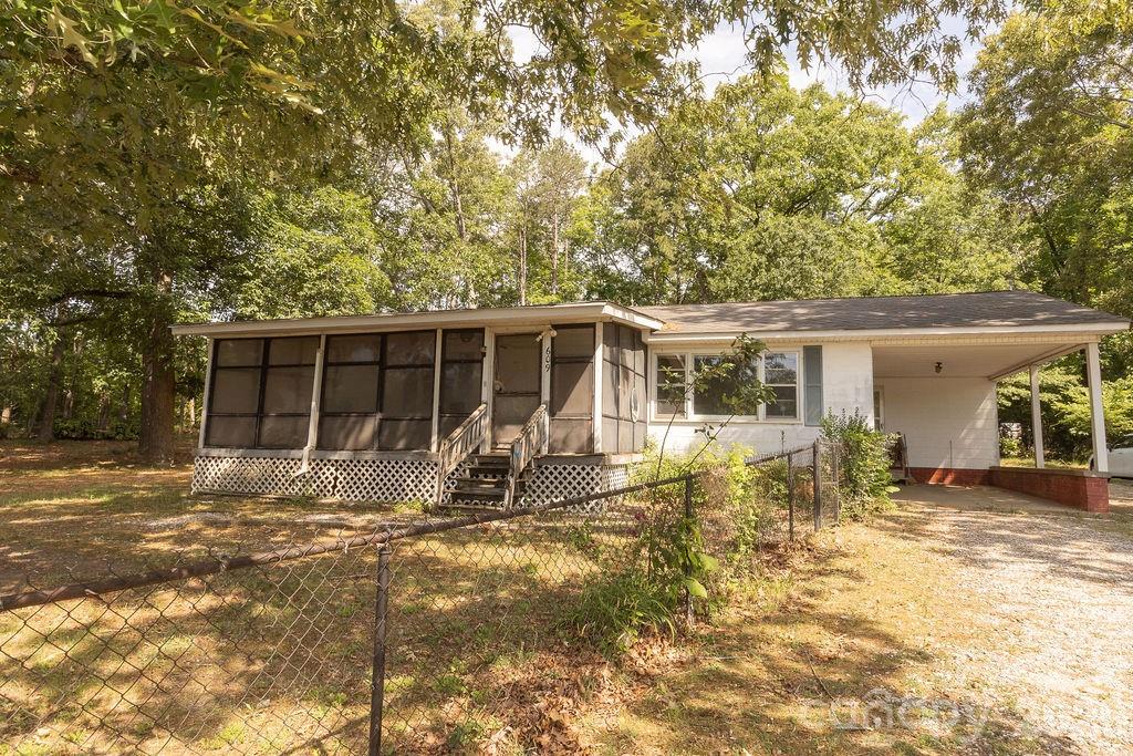609 Wilcox Avenue, Gaffney, SC. property listing photo