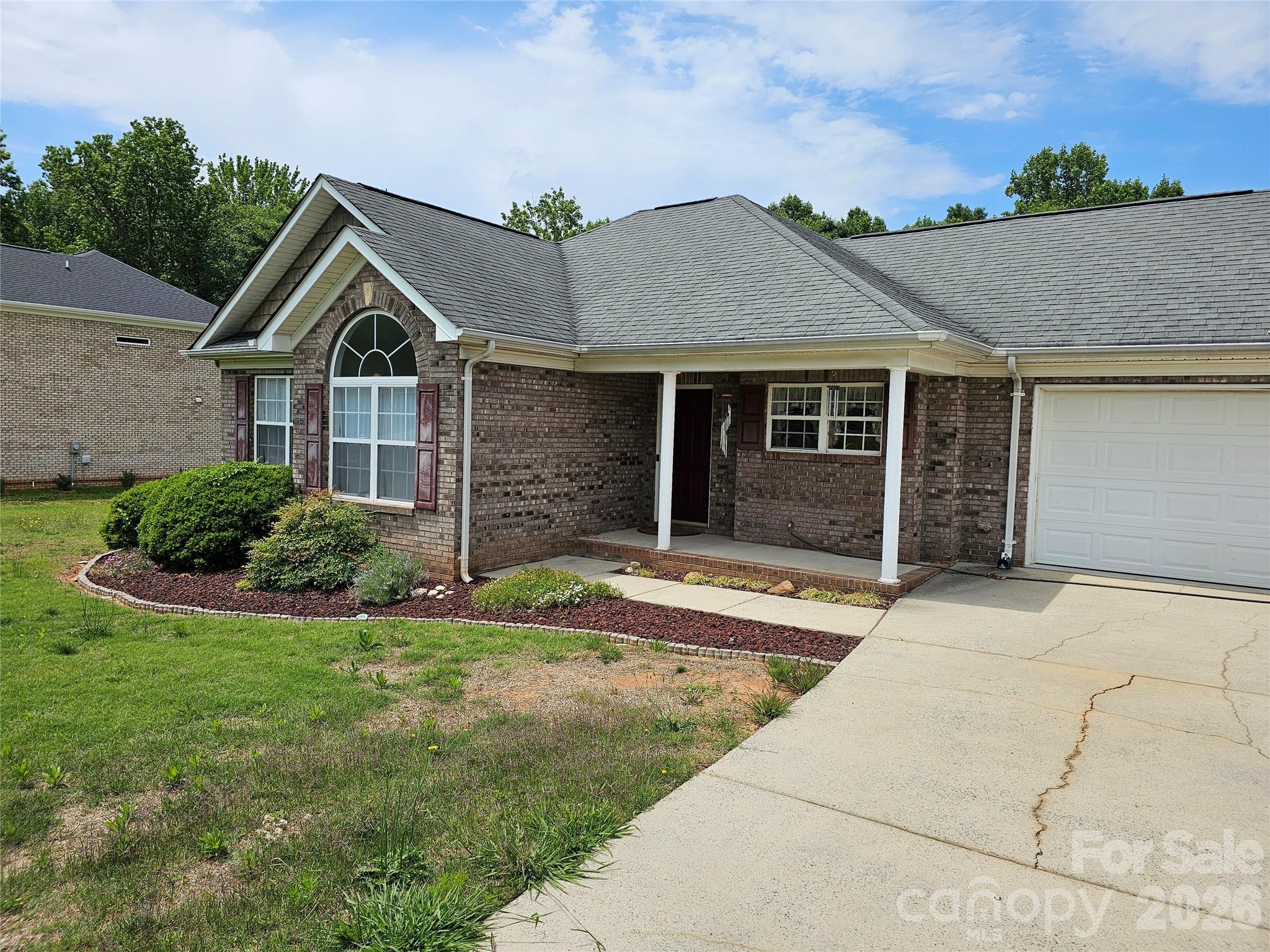 2823 Gourdvine, Marshville, NC — property listing photo 1
