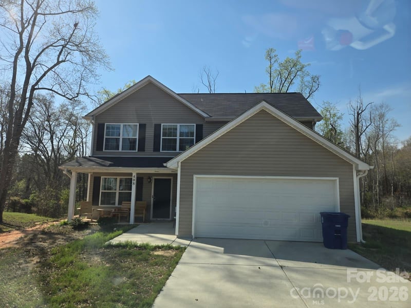 408 Elm, Pageland, SC - 4 beds, 3 baths, 1,695 sqft - $299,888