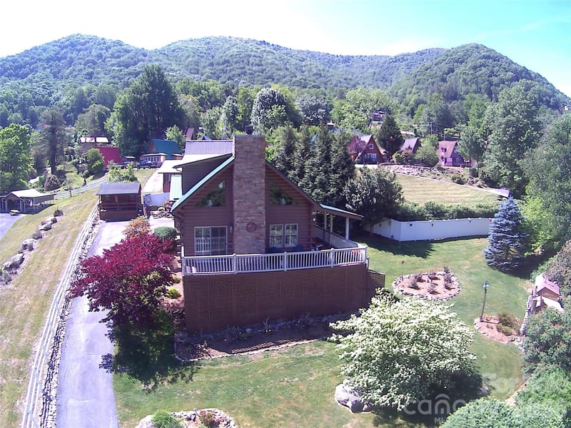 361 Black Camp Gap Road, Maggie Valley, NC - 2 beds, 2 baths, 1,168 sqft - $495,000