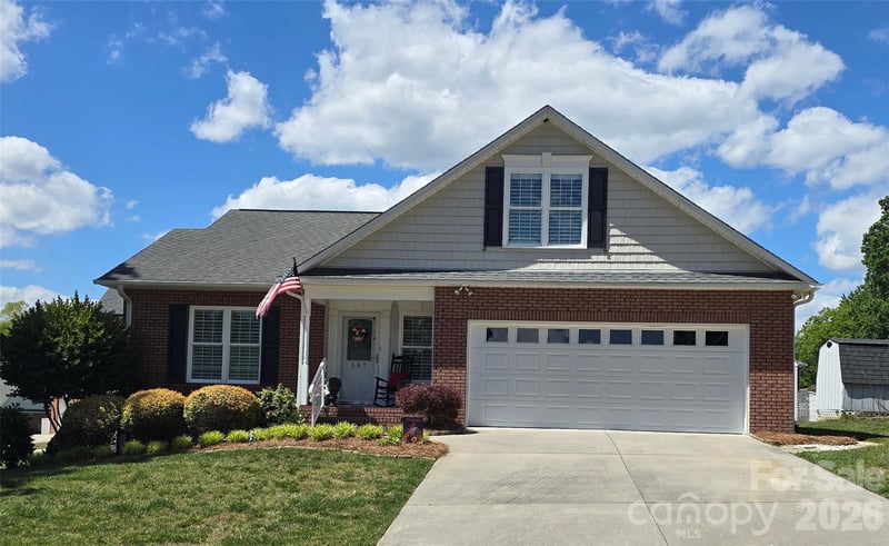 587 Marigold Drive, Kannapolis, NC - 3 beds, 3 baths, 2,181 sqft - $439,900