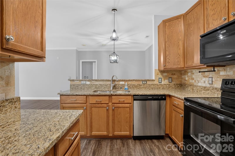 17221 Doe Valley Court, Cornelius, NC - 2 beds, 2 baths, 1,249 sqft - $280,000