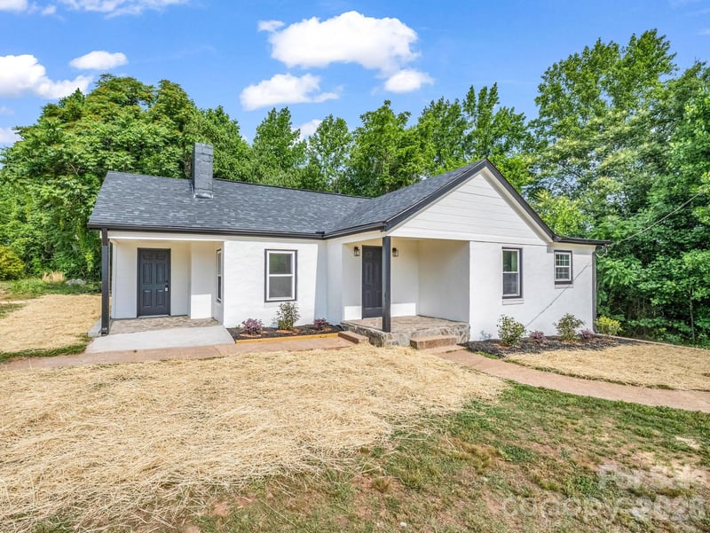 221 New Hampshire Street, Spindale, NC - 3 beds, 2 baths, 1,355 sqft - $265,000