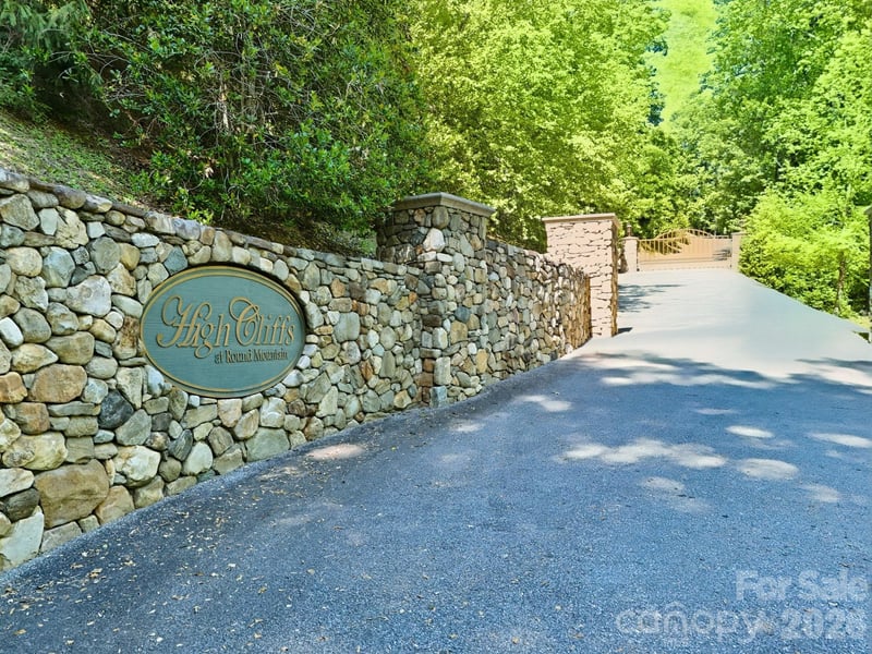 99999 Cliffledge Trail, Black Mountain, NC -  - $215,000