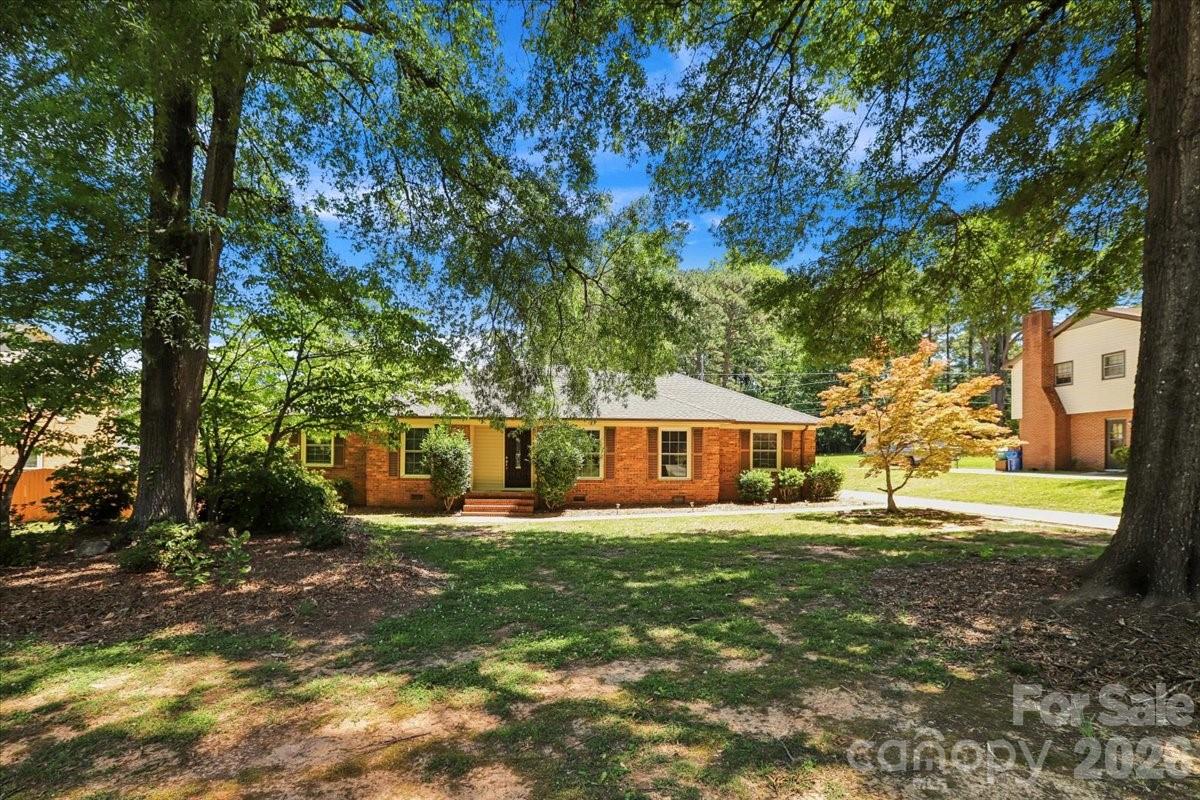 13507 Four Oaks, Matthews, NC — property listing photo 1
