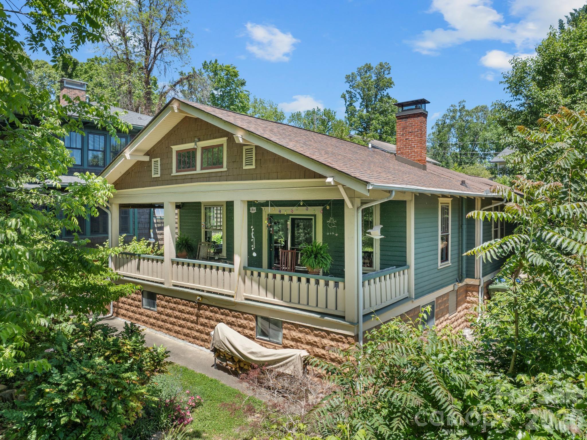 26 Unadilla Alley, Asheville, NC. property listing photo