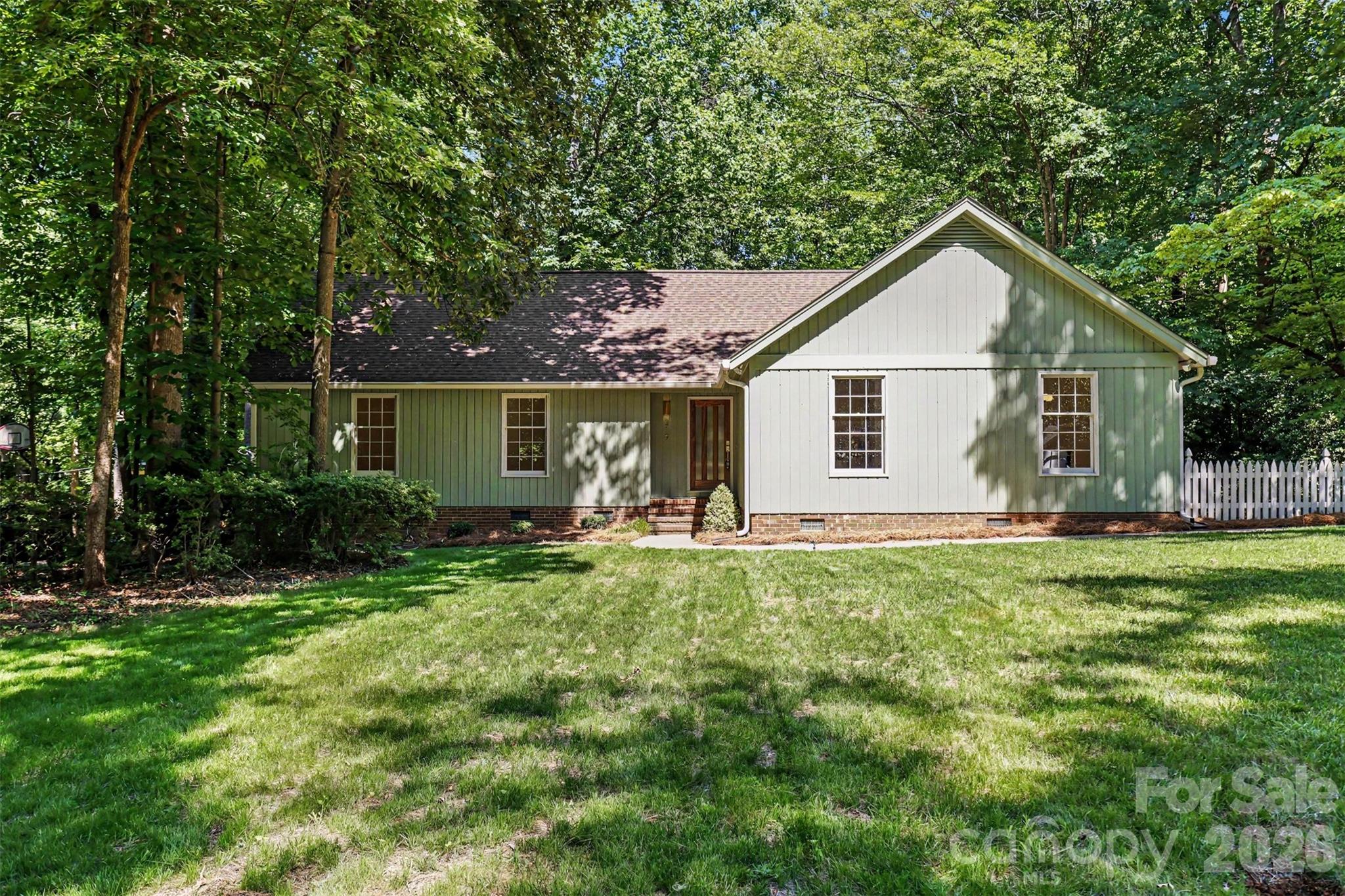 319 Kingsley Drive, Charlotte, NC. property listing photo