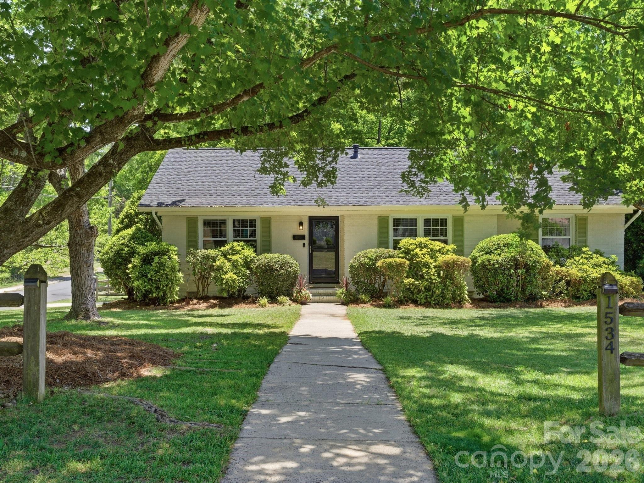 1534 Edgewater Drive, Charlotte, NC. property listing photo