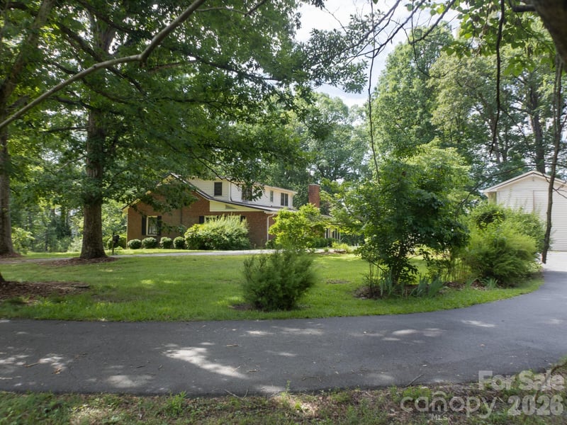 3250 Mount Pleasant Road S, Concord, NC - 3 beds, 2.5 baths, 2,940 sqft - $575,000