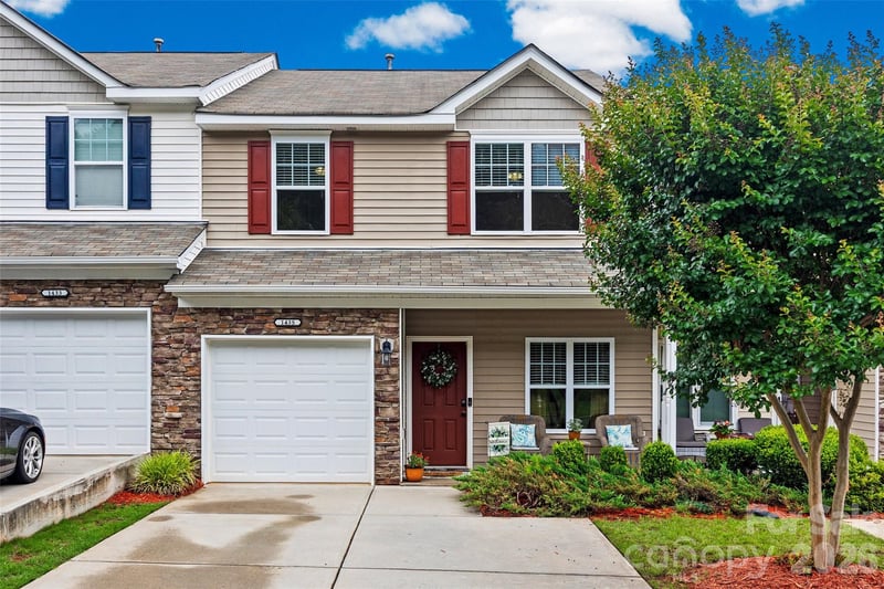 1435 Harpers Inlet Drive, Clover, SC - 2 beds, 2.5 baths, 1,622 sqft - $269,500