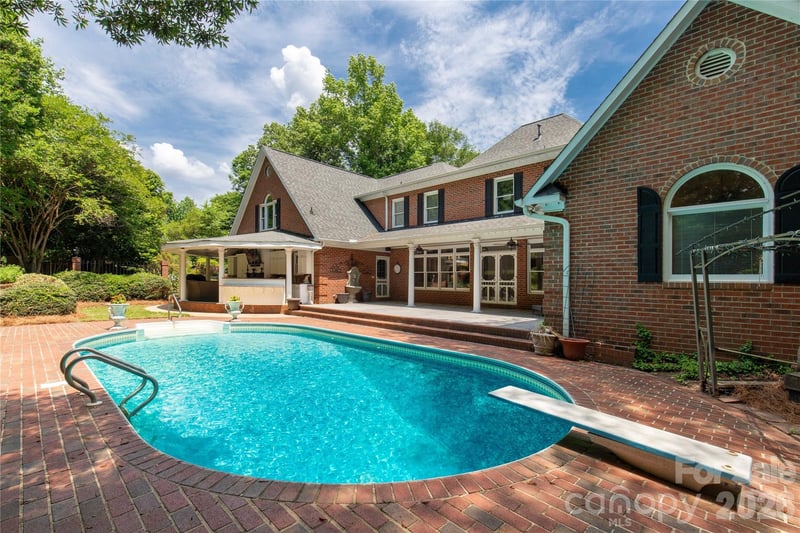 1933 Tara Trail, Lancaster, SC - 5 beds, 3.5 baths, 5,267 sqft - $870,000