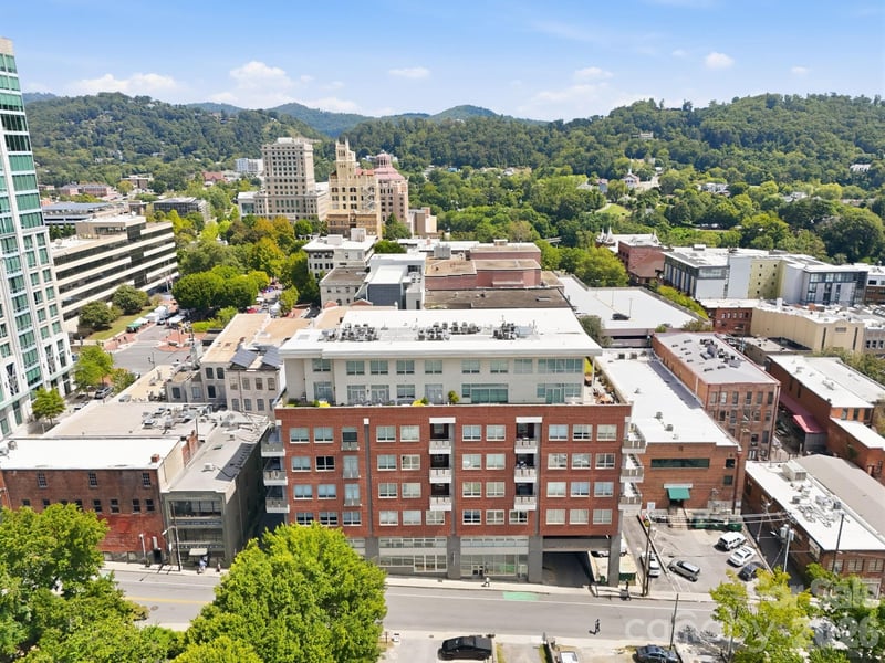 12 S Lexington Avenue Apt 201, Asheville, NC - 1 bed, 1 bath, 824 sqft - $560,000