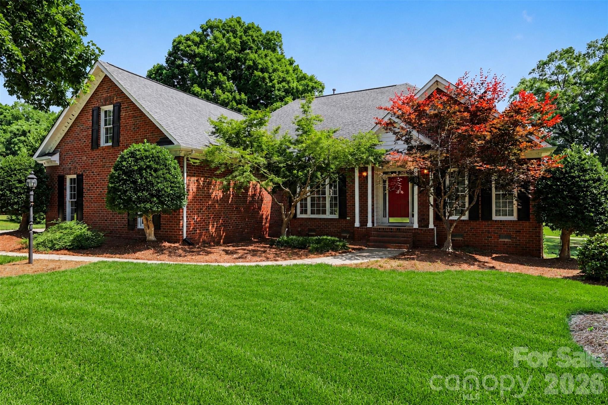 4726 Shannamara, Matthews, NC — property listing photo 1