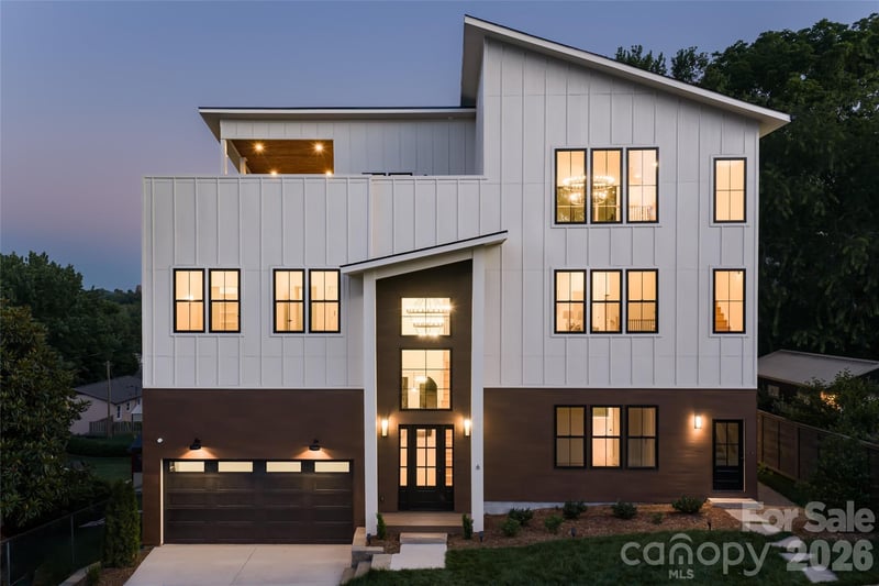 6 Dailey Drive, Asheville, NC - 8 beds, 9 baths, 4,703 sqft - $1,590,000