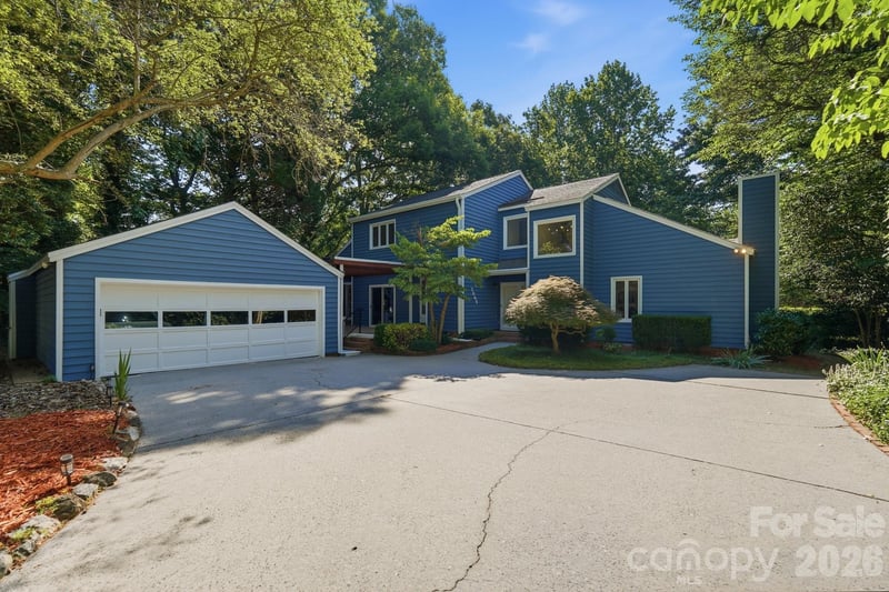 7045 Burlwood, Charlotte, NC - 4 beds, 4 baths, 2,716 sqft - $799,000