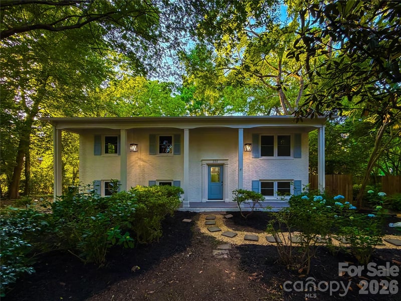 222 Sherwood, Rock Hill, SC - 4 beds, 2 baths, 2,200 sqft - $450,000