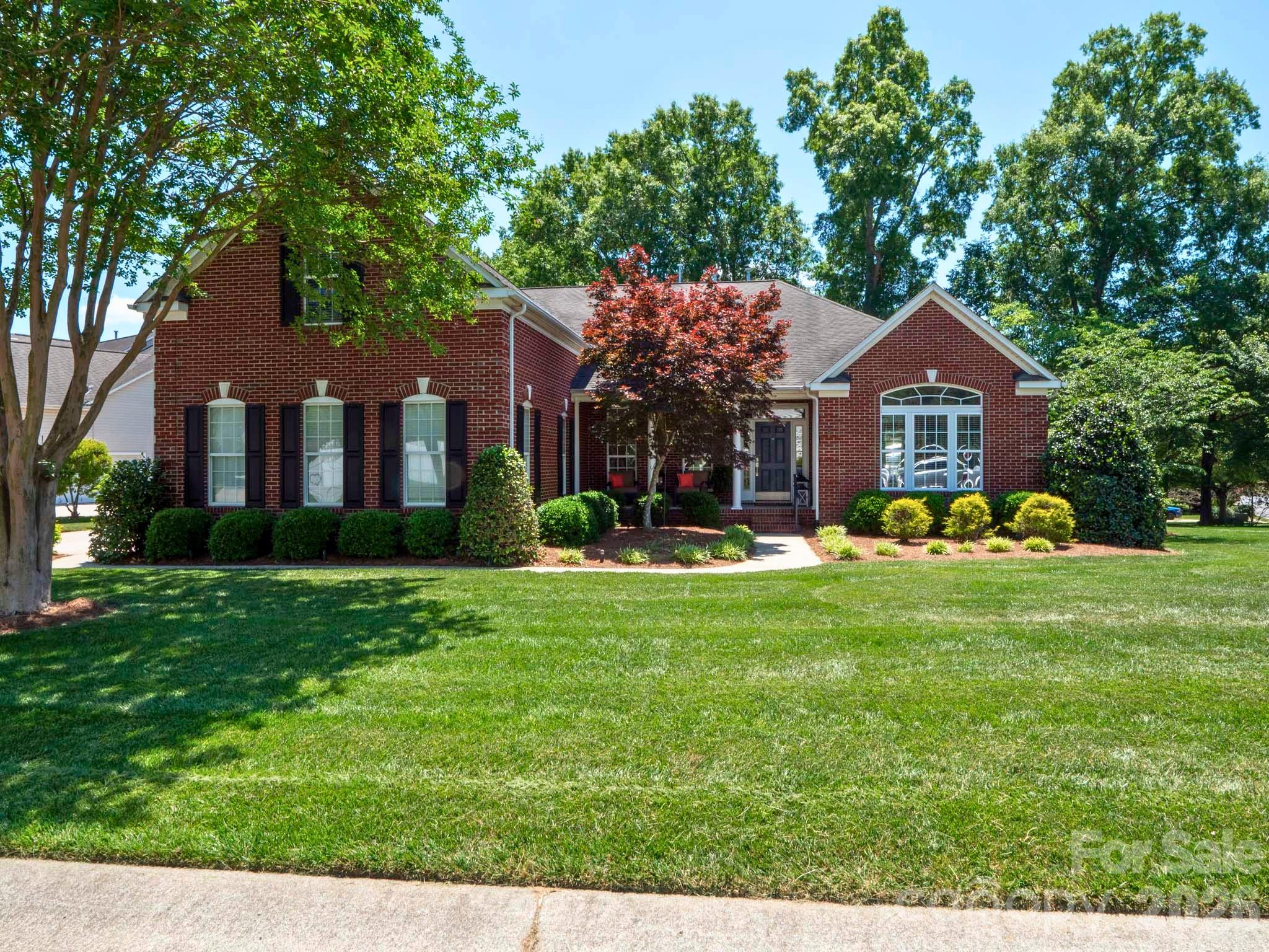 1000 Irish Moss, Matthews, NC — property listing photo 1