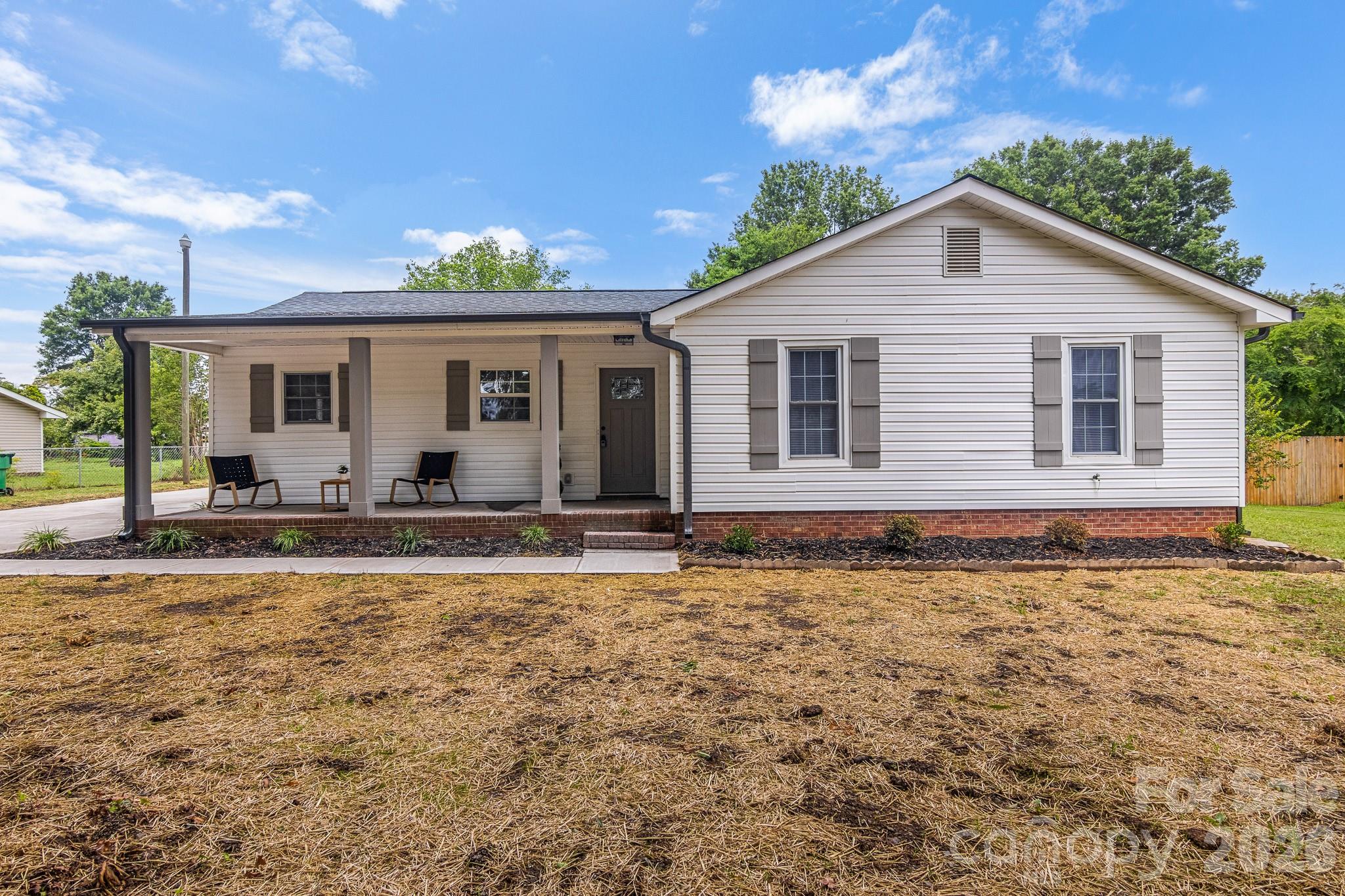 12101 Charing Grove Lane, Charlotte, NC. property listing photo