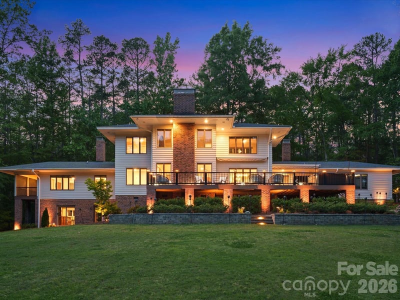 115 Forest Cliff Court NE, Concord, NC - 4 beds, 3.5 baths, 4,275 sqft - $1,500,000