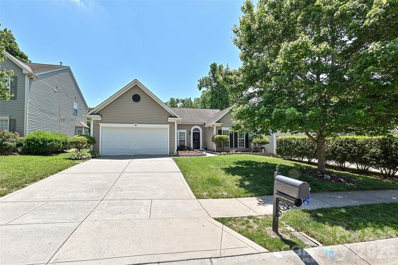 1029 Canopy Drive, Indian Trail, NC - 3 beds, 2 baths, 1,859 sqft - $365,000