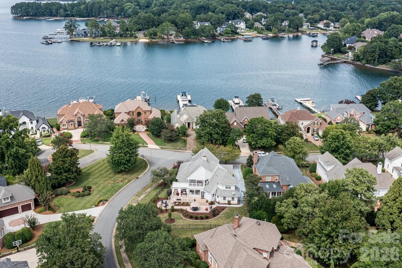17626 Spinnakers Reach Drive, Cornelius, NC - 6 beds, 4 baths, 3,610 sqft - $1,750,000
