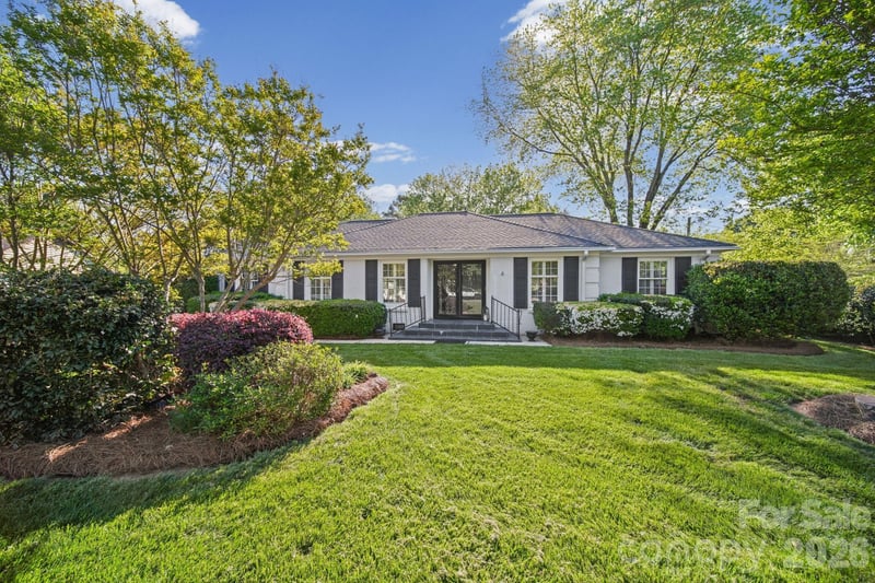 13539 Four Oaks Lane, Matthews, NC - 3 beds, 2 baths, 2,130 sqft - $475,000