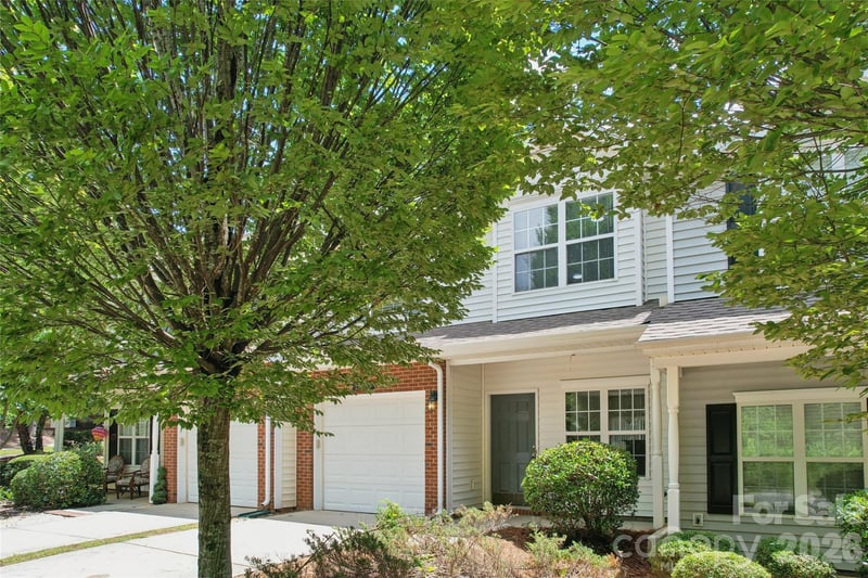 15409 Tully House Court, Charlotte, NC - 2 beds, 2.5 baths, 1,301 sqft - $349,000