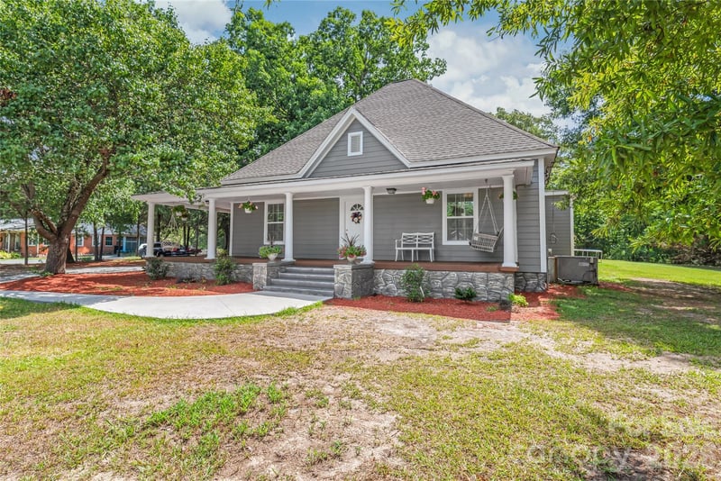 243 S Main Street, Wingate, NC - 3 beds, 2 baths, 1,845 sqft - $435,000