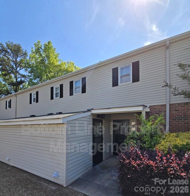 5949 Quail Hollow Road D, Charlotte, NC. property listing photo