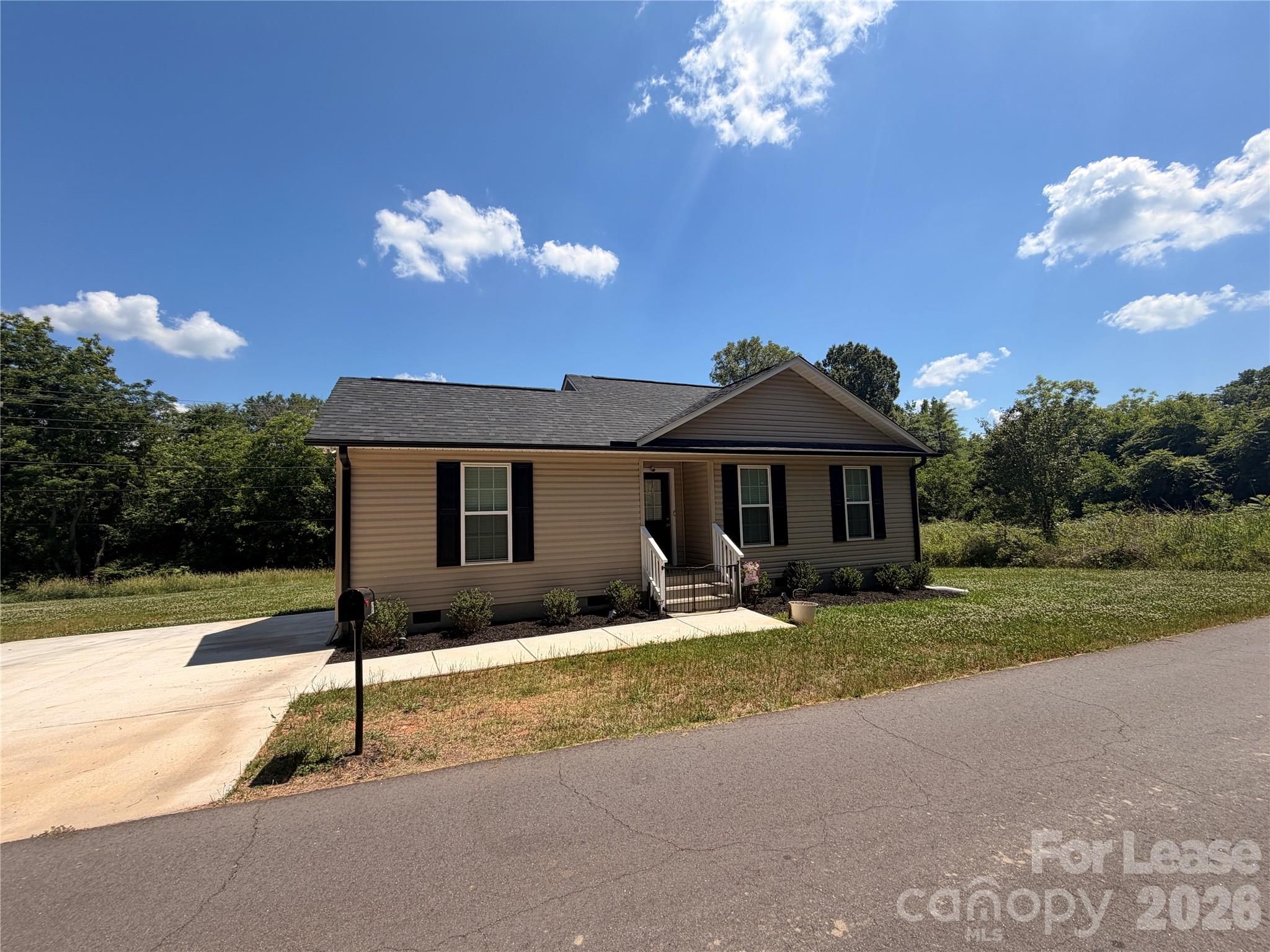 67 Travora Circle, York, SC. property listing photo