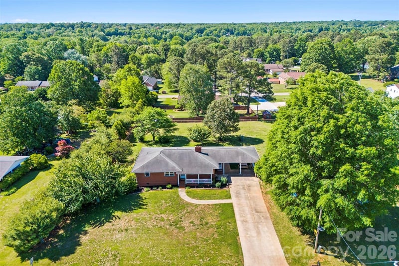 202 Museum Road, Statesville, NC - 3 beds, 2 baths, 1,602 sqft - $320,000