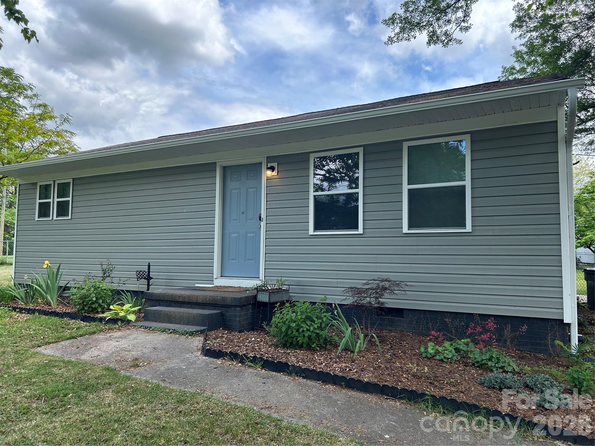 912 Broad, Gastonia, NC — property listing photo 1