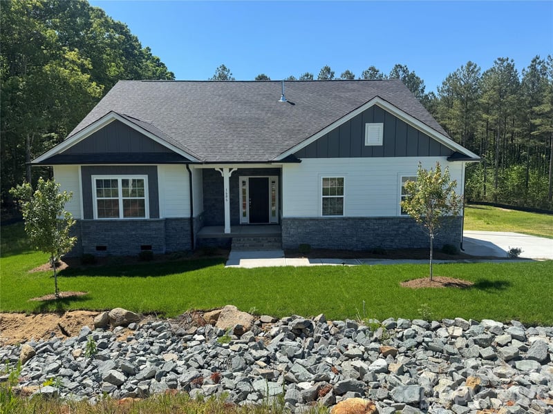 1606 Autumn Lane Apt 114, York, SC - 4 beds, 3 baths, 2,604 sqft - $487,993