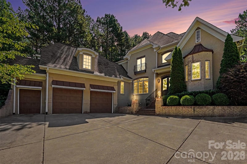 5129 Watermead Lane, Belmont, NC - 5 beds, 3.5 baths, 4,347 sqft - $1,075,000