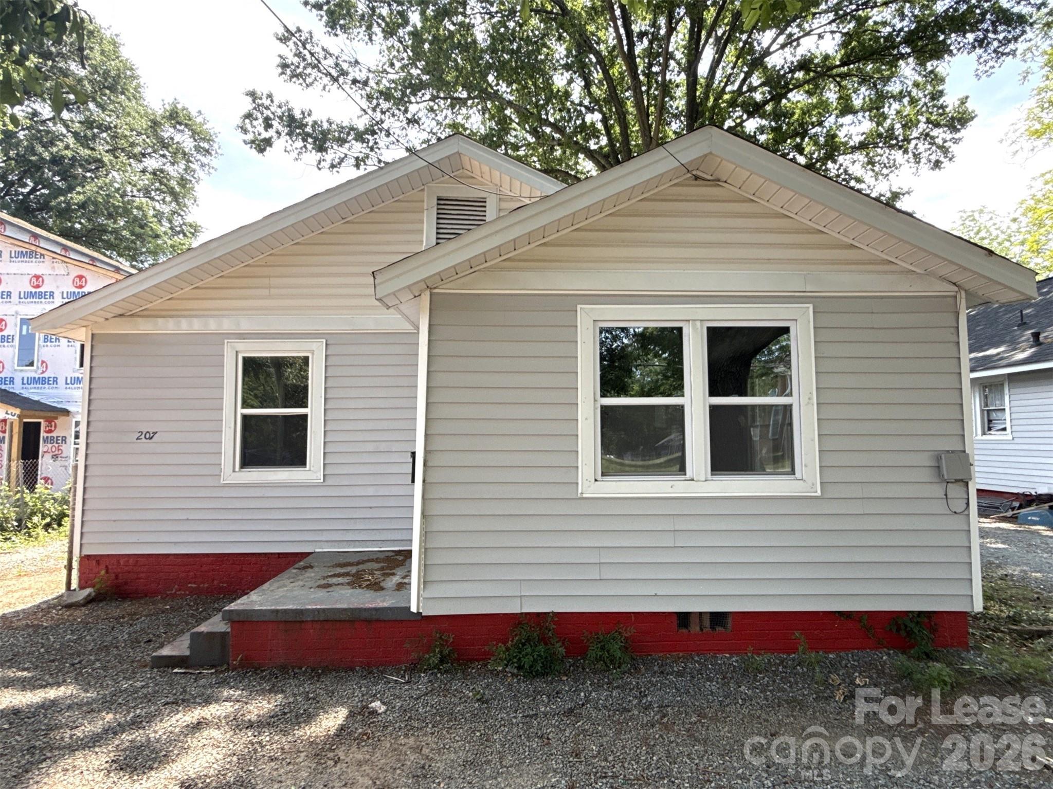 207 Bradford Drive, Charlotte, NC. property listing photo