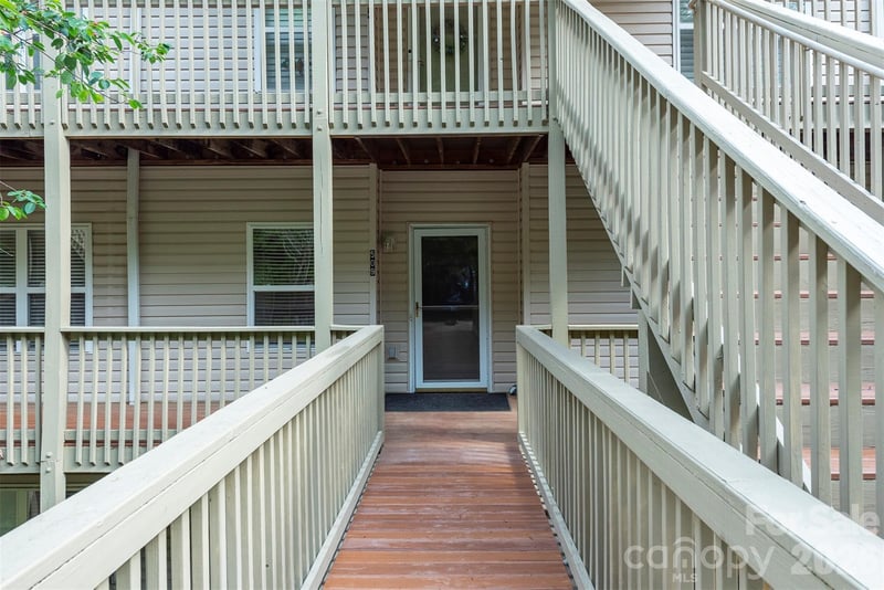 509 Carrington Place, Arden, NC - 2 beds, 2 baths, 1,198 sqft - $237,900