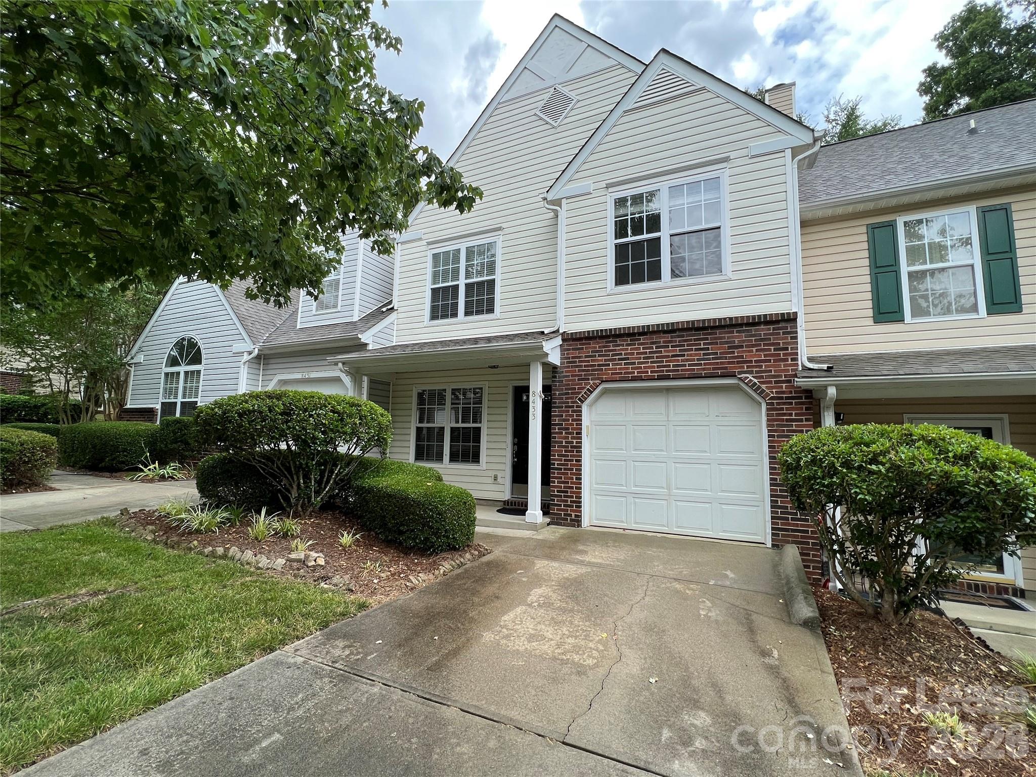 8433 Southgate Commons Drive, Charlotte, NC. property listing photo