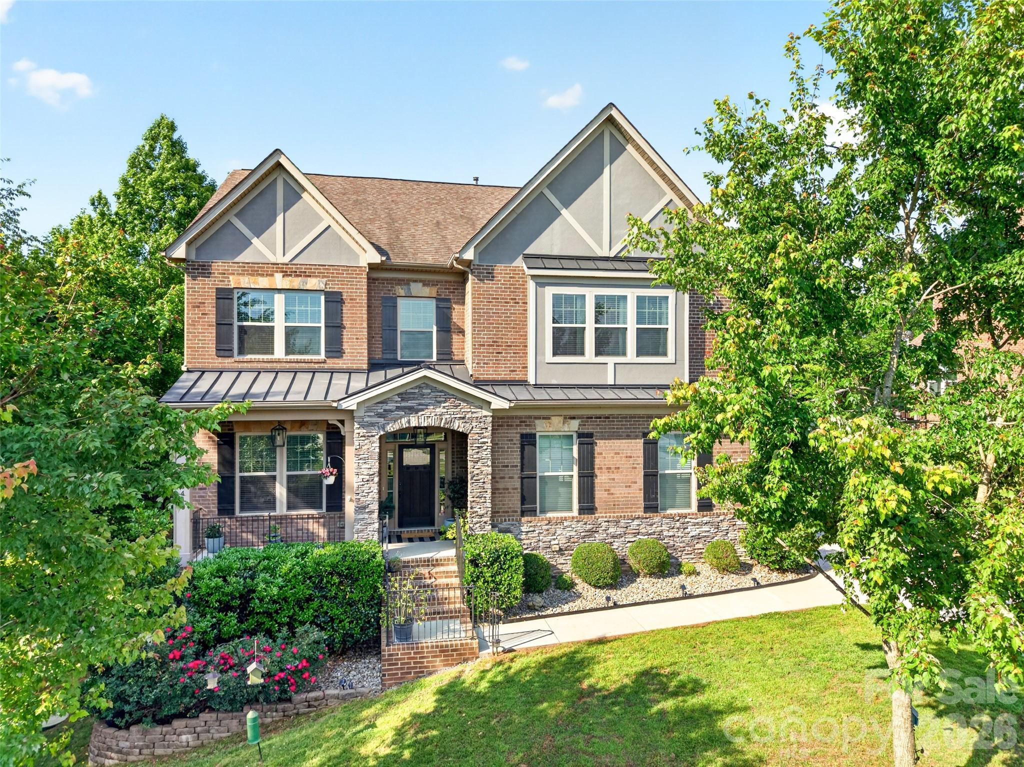 6410 Willow Farm Drive, Denver, NC — property listing photo