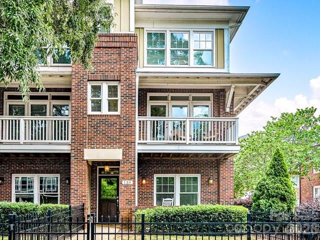 131 Grandin Road, Charlotte, NC - 3 beds, 3.5 baths, 2,022 sqft - $599,000