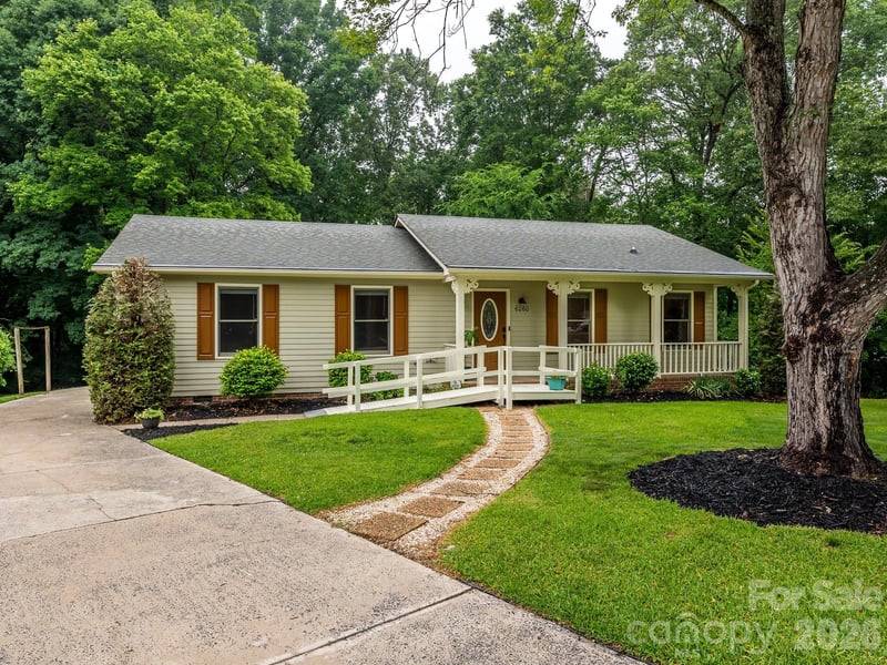 6060 Acadian Woods Drive, Charlotte, NC - 3 beds, 2 baths, 1,307 sqft - $345,900