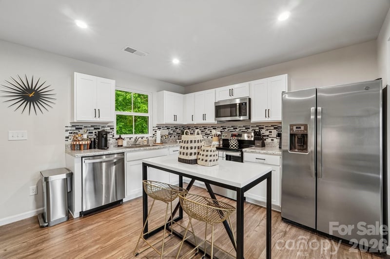 5024 Winding Jordan Lane, Charlotte, NC - 3 beds, 2.5 baths, 1,589 sqft - $275,000