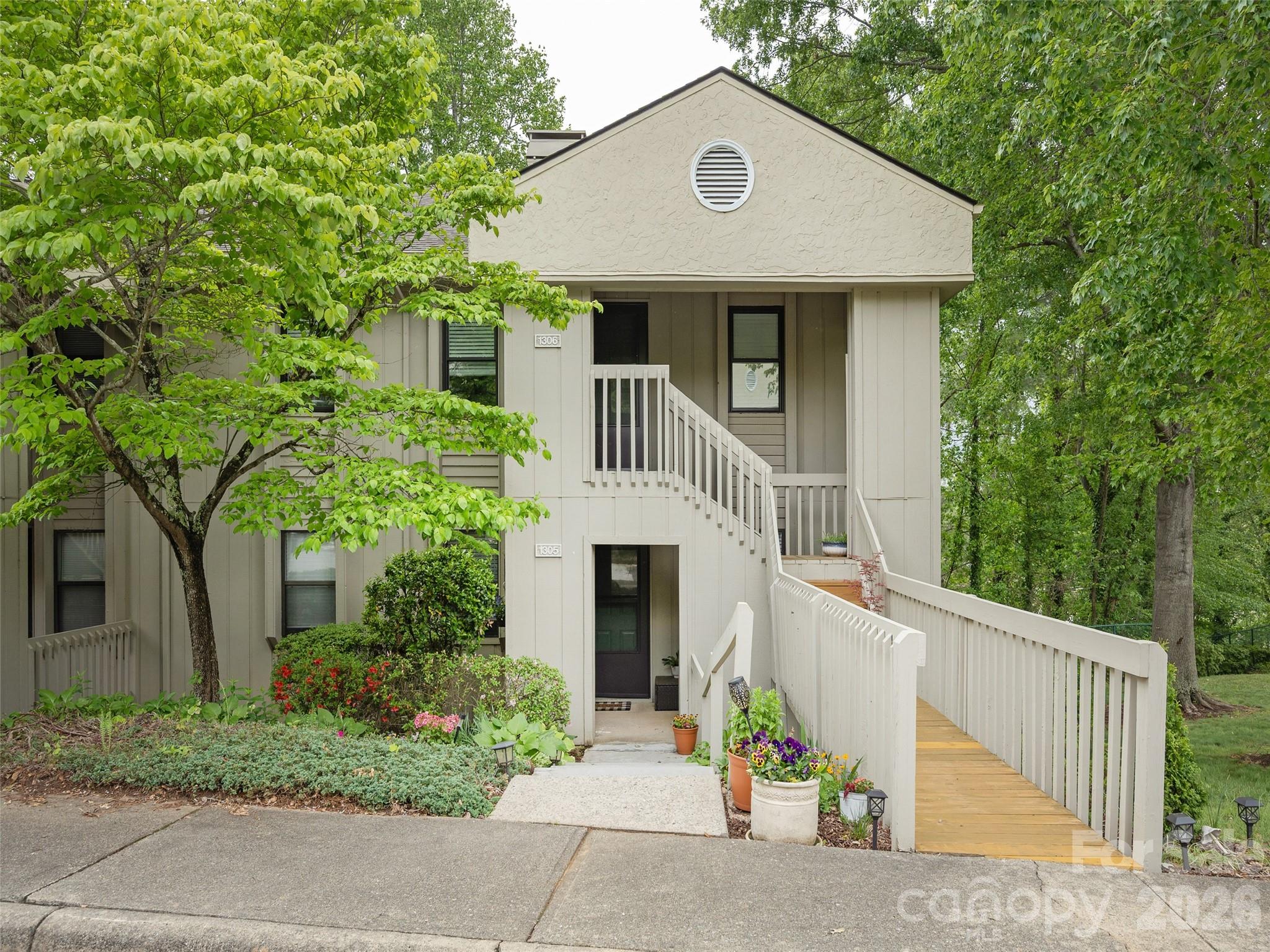 1305 Abbey Circle, Asheville, NC. property listing photo