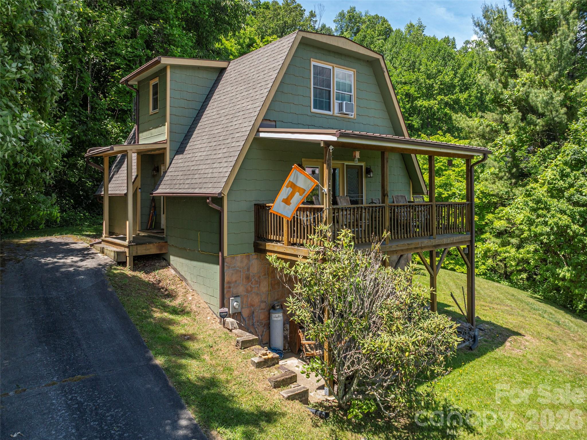 649 Acres View Drive, Waynesville, NC. property listing photo