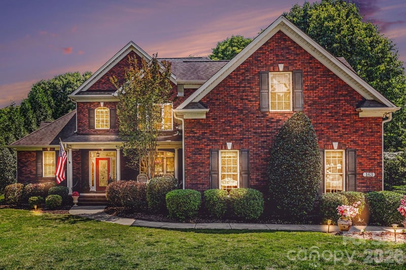 163 Evening Shadow Road, Lake Wylie, SC - 5 beds, 3.5 baths, 3,682 sqft - $995,000