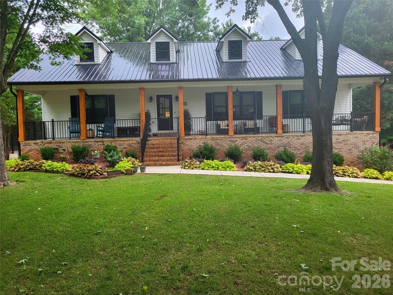 2549 S Lake Shore Road, Denver, NC - 3 beds, 3 baths, 2,535 sqft - $725,000
