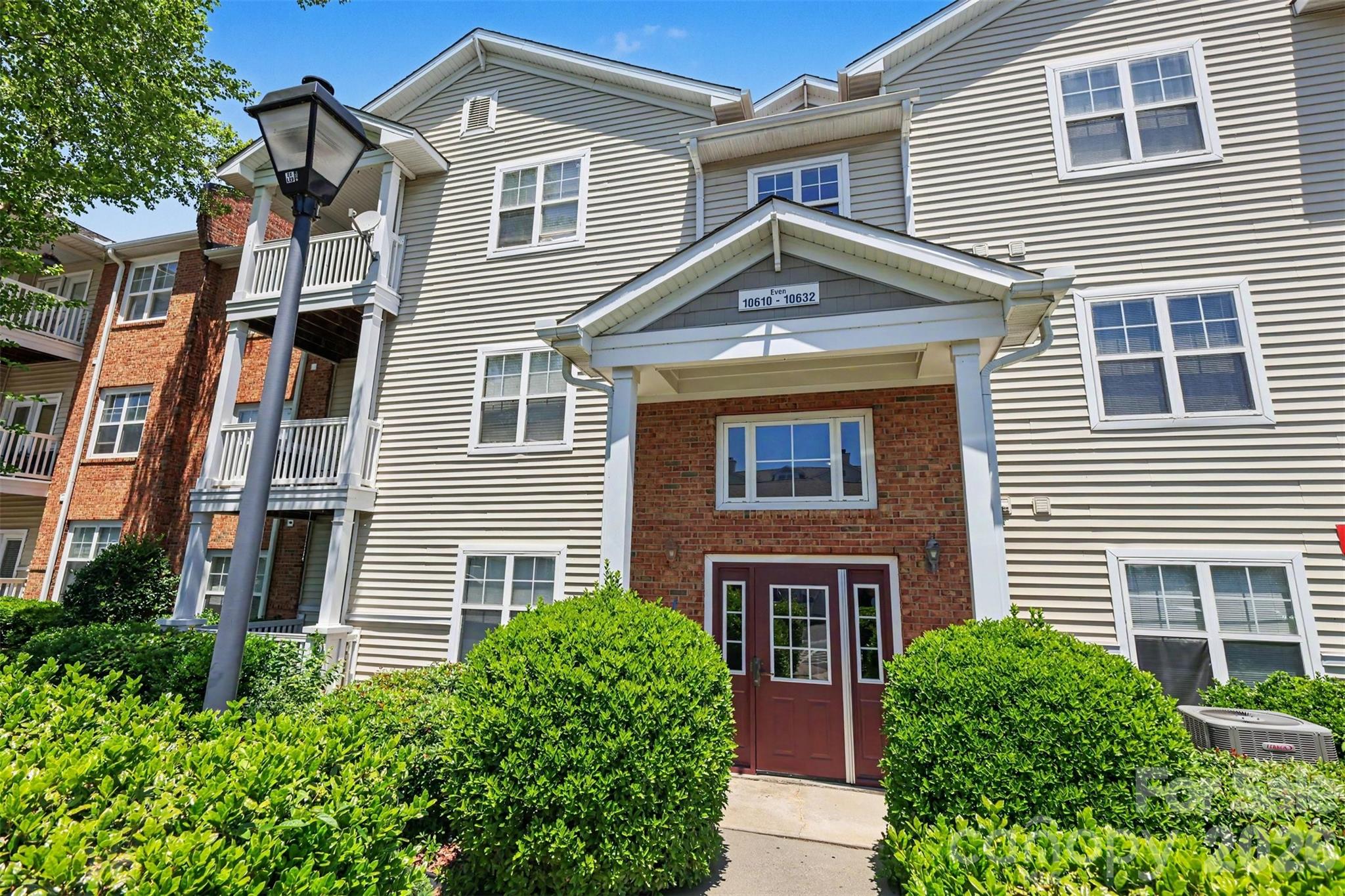 10616 Hill Point, Charlotte, NC — property listing photo 1