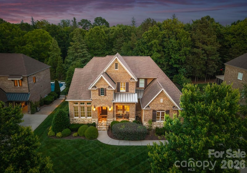 221 Glenmoor Drive, Waxhaw, NC - 5 beds, 4.5 baths, 4,181 sqft - $1,470,000